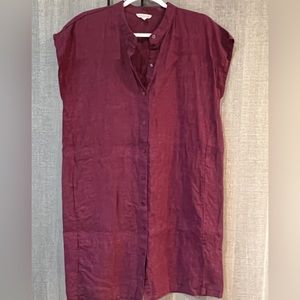 Medium plum colored linen dress excellent condition